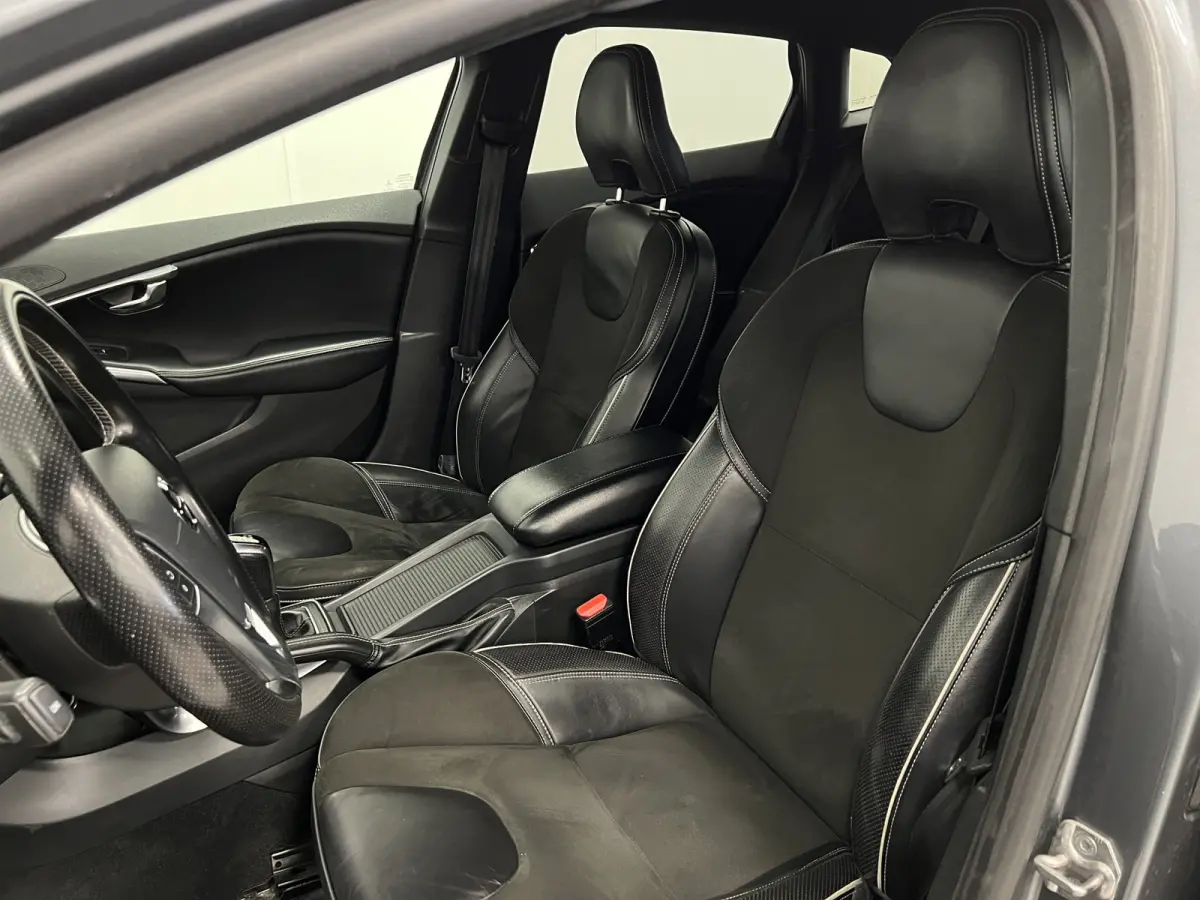 2.0 T4 R-design Business Sport / Panodak / Stoelverw. /