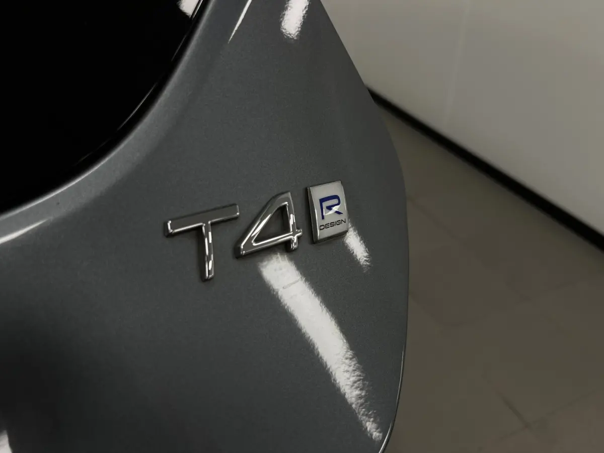 2.0 T4 R-design Business Sport / Panodak / Stoelverw. /