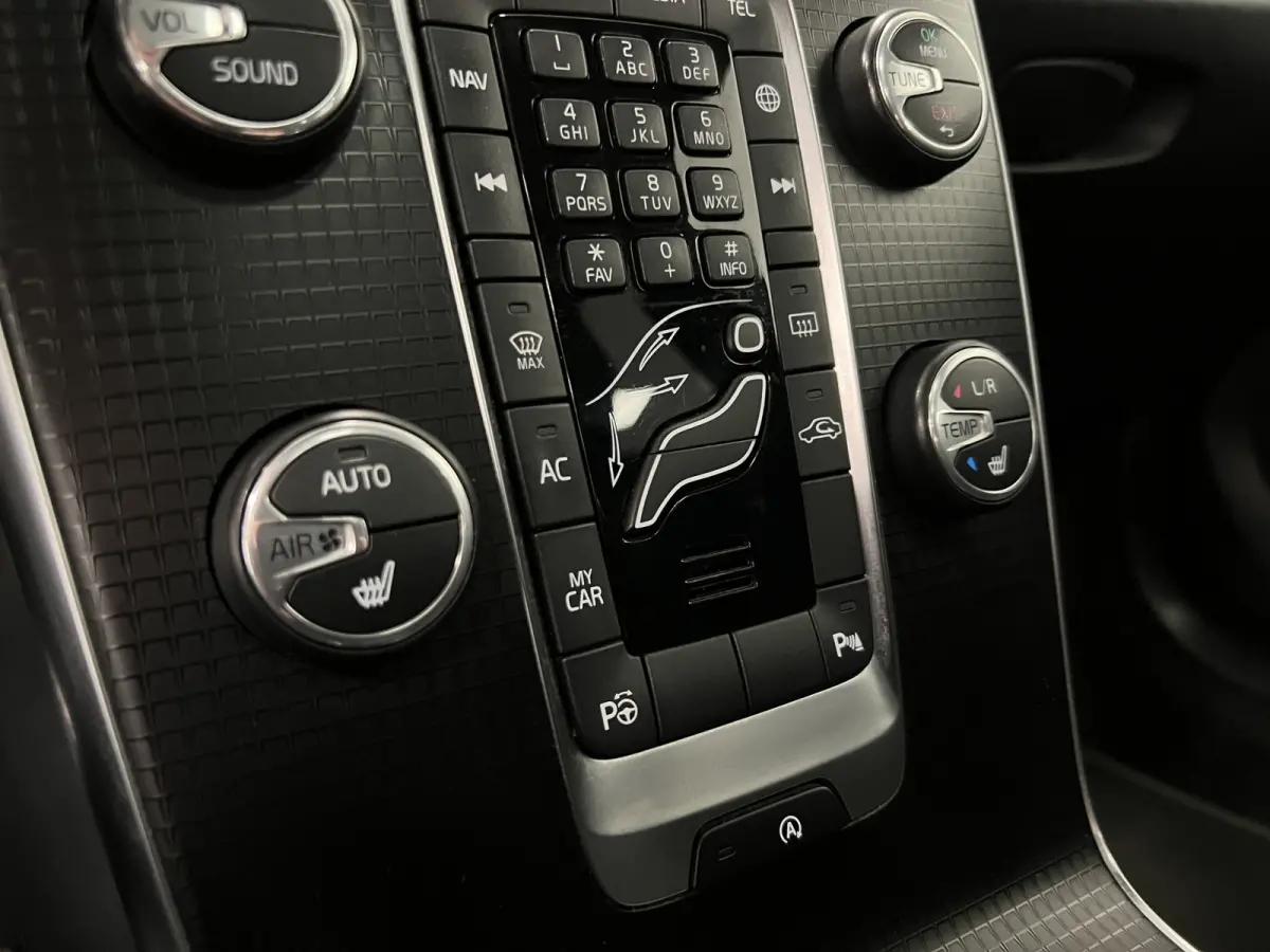 2.0 T4 R-design Business Sport / Panodak / Stoelverw. /