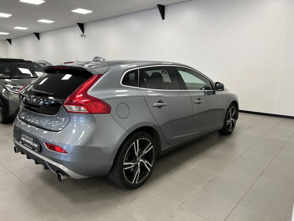 2.0 T4 R-design Business Sport / Panodak / Stoelverw. /