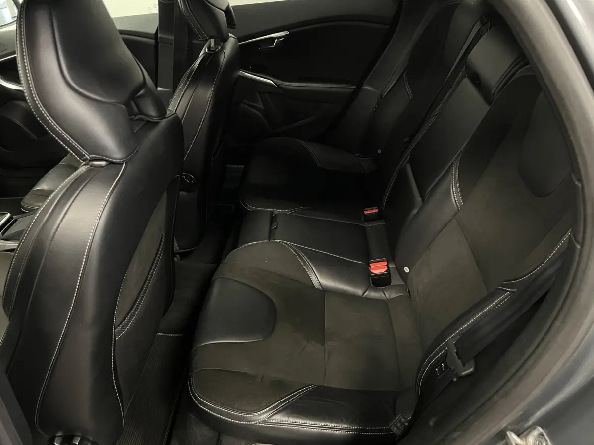 2.0 T4 R-design Business Sport / Panodak / Stoelverw. /