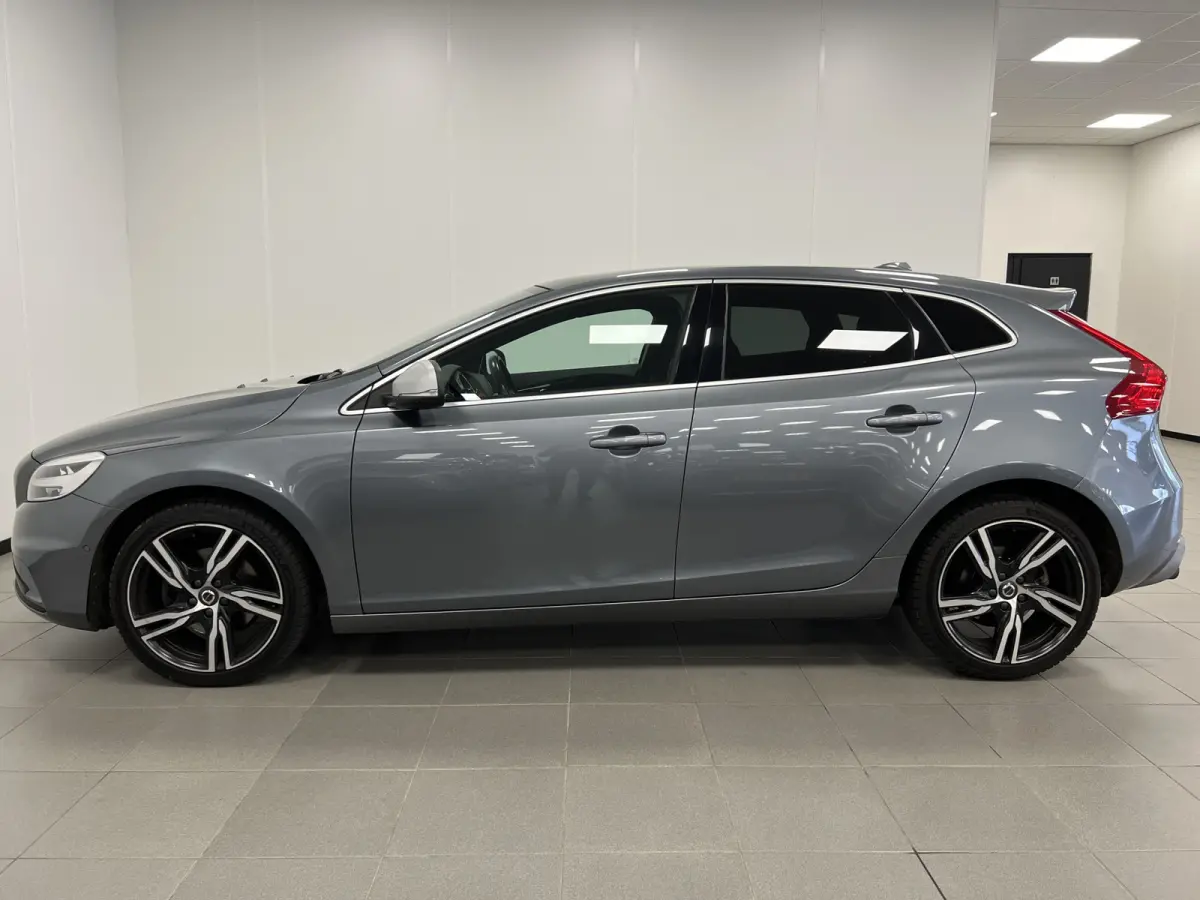 2.0 T4 R-design Business Sport / Panodak / Stoelverw. /