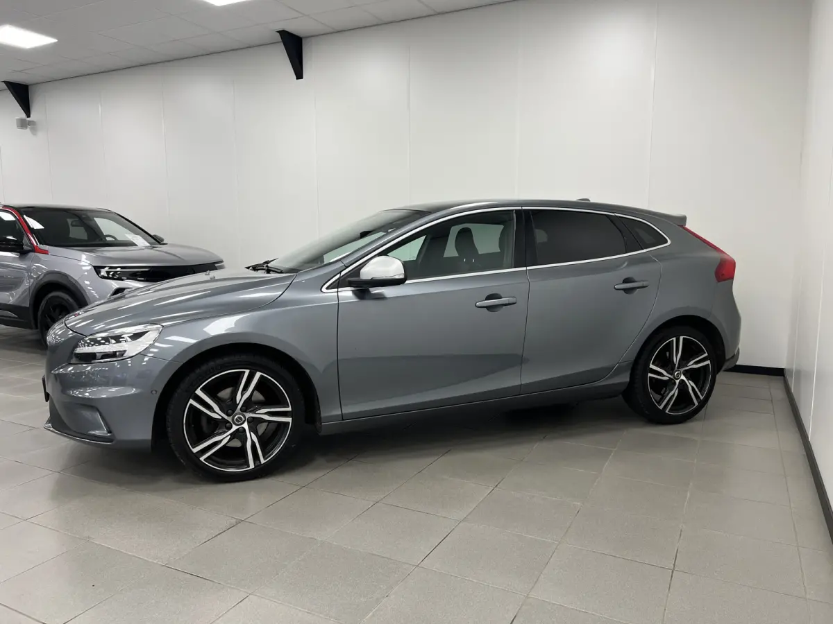 2.0 T4 R-design Business Sport / Panodak / Stoelverw. /