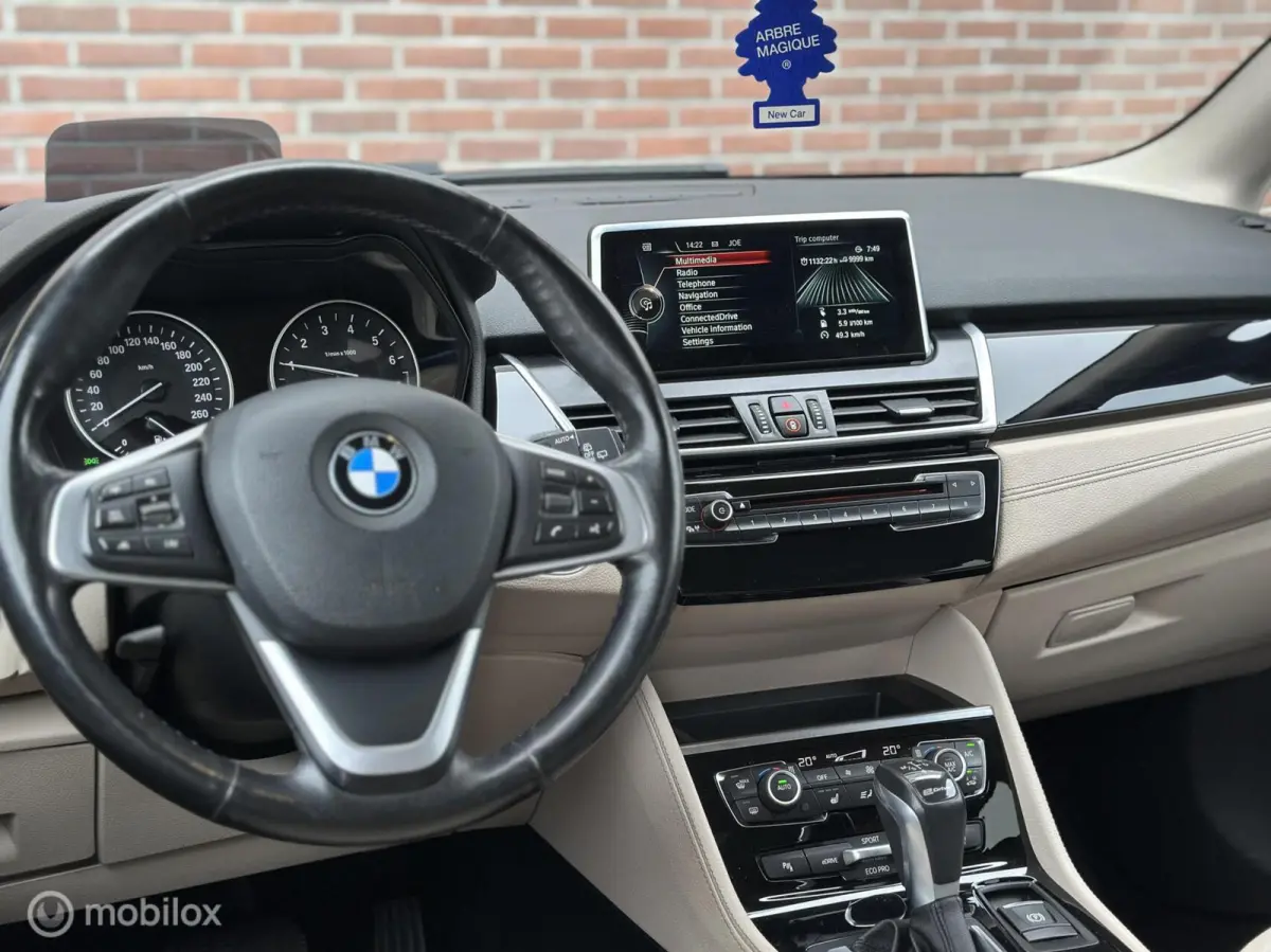 225xe iPerformance Centennial High Executive