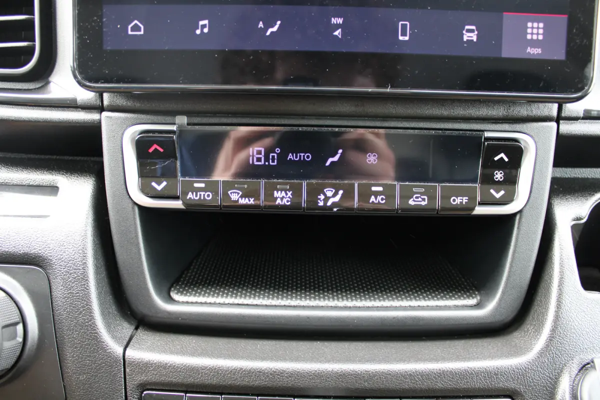 Electric L3 110 kWh | CAMERA | NAVI 10" | DRAADLOOS CARPLAY | BETIMMERING LAADRUIMTE |