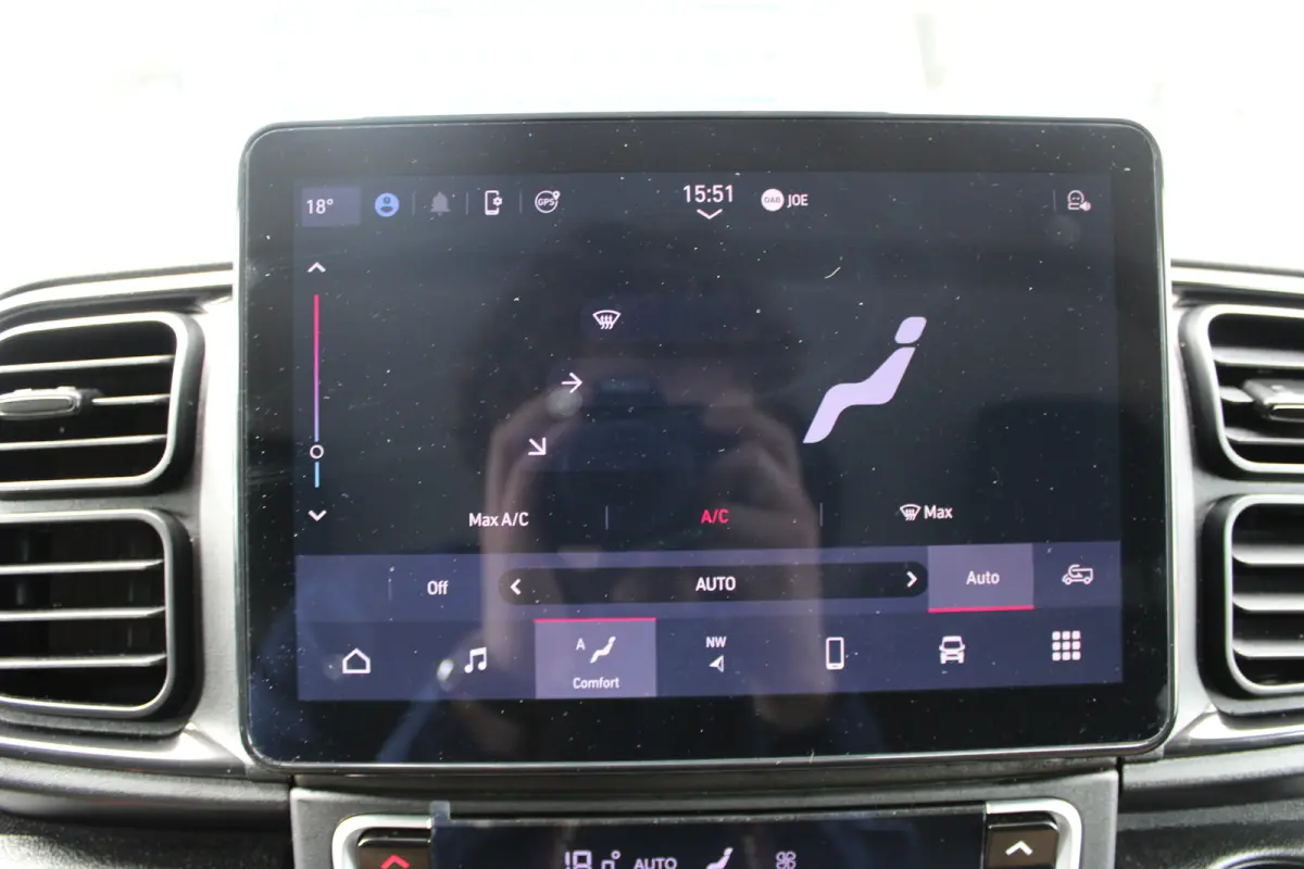 Electric L3 110 kWh | CAMERA | NAVI 10" | DRAADLOOS CARPLAY | BETIMMERING LAADRUIMTE |