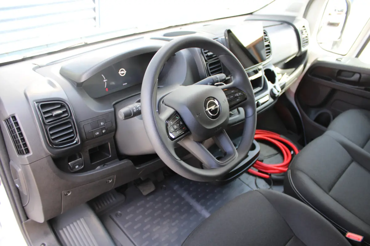 Electric L3 110 kWh | CAMERA | NAVI 10" | DRAADLOOS CARPLAY | BETIMMERING LAADRUIMTE |