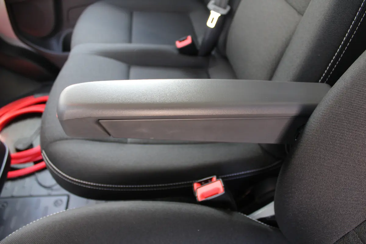 Electric L3 110 kWh | CAMERA | NAVI 10" | DRAADLOOS CARPLAY | BETIMMERING LAADRUIMTE |