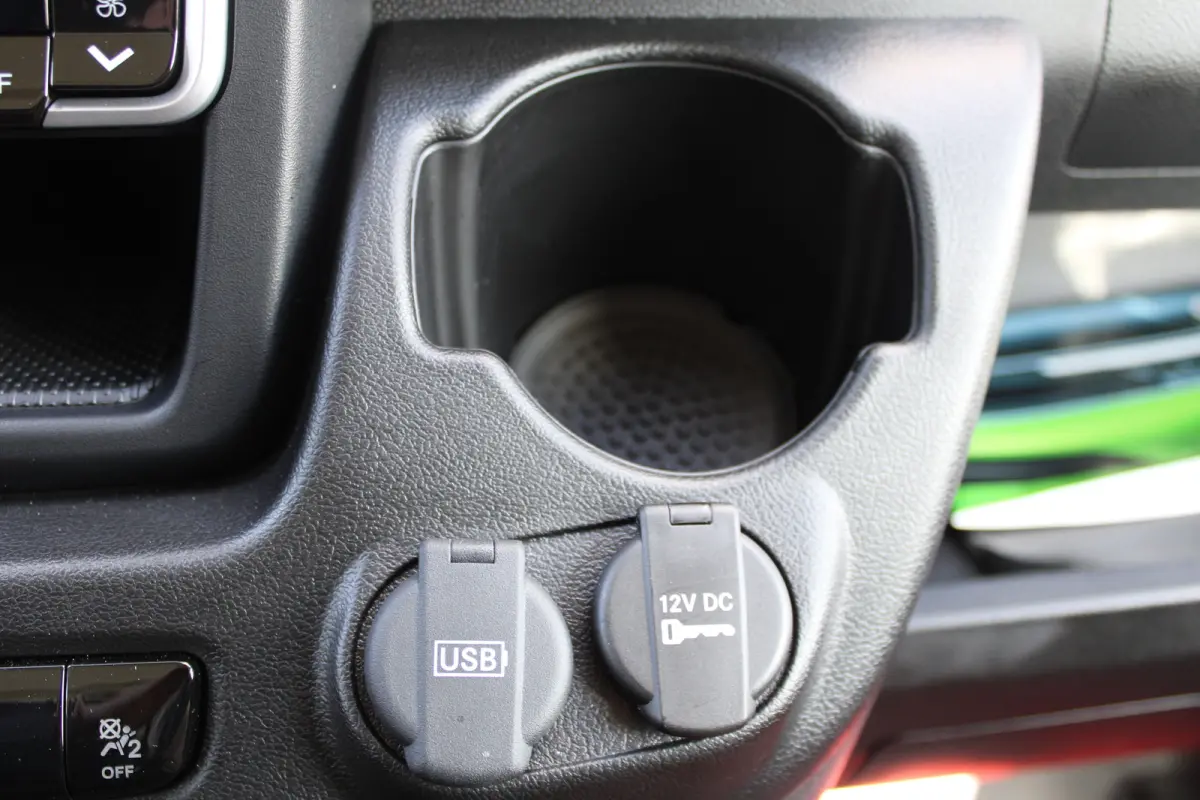 Electric L3 110 kWh | CAMERA | NAVI 10" | DRAADLOOS CARPLAY | BETIMMERING LAADRUIMTE |