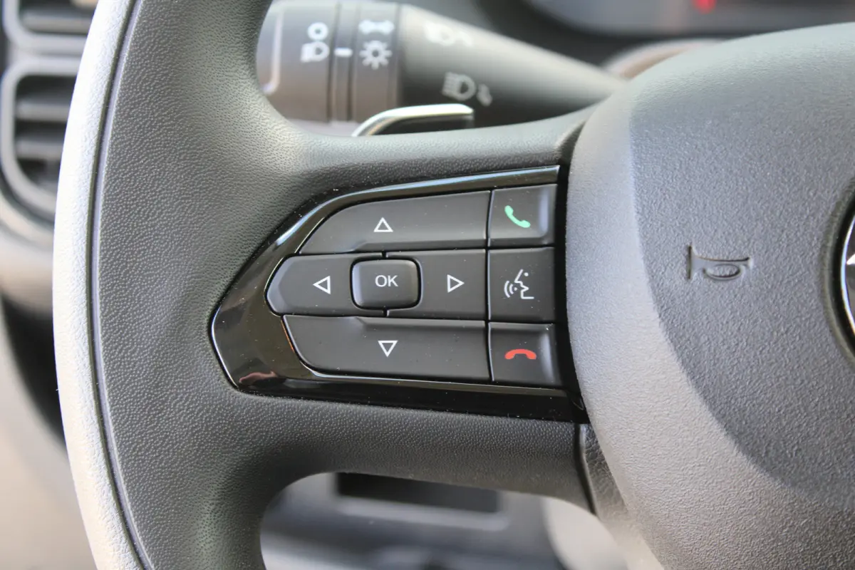 Electric L3 110 kWh | CAMERA | NAVI 10" | DRAADLOOS CARPLAY | BETIMMERING LAADRUIMTE |