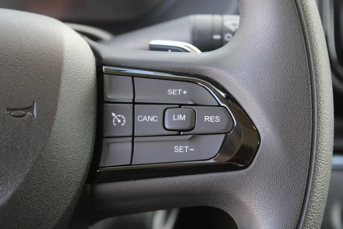 Electric L3 110 kWh | CAMERA | NAVI 10" | DRAADLOOS CARPLAY | BETIMMERING LAADRUIMTE |
