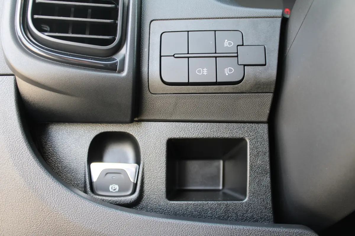 Electric L3 110 kWh | CAMERA | NAVI 10" | DRAADLOOS CARPLAY | BETIMMERING LAADRUIMTE |
