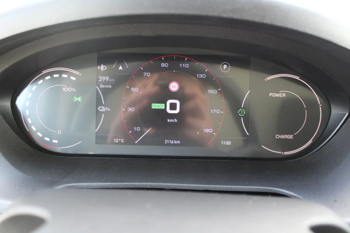 Electric L3 110 kWh | CAMERA | NAVI 10" | DRAADLOOS CARPLAY | BETIMMERING LAADRUIMTE |