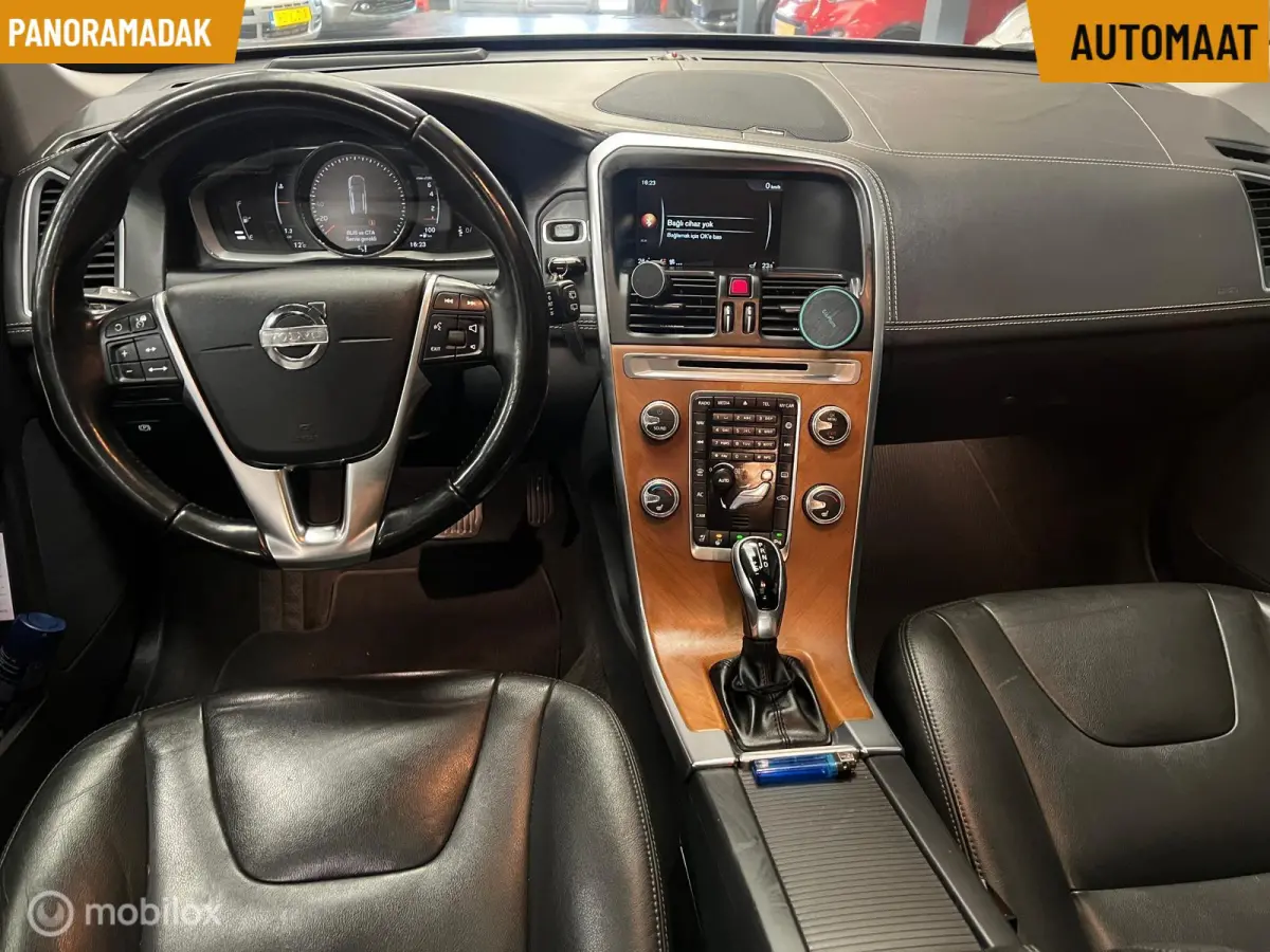 2.0 T5 AWD Momentum Leder-Panoramadak-Trekhaak