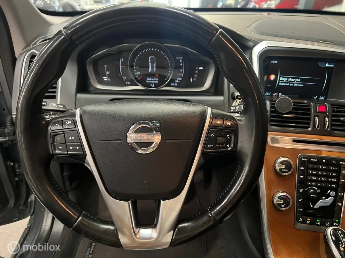 2.0 T5 AWD Momentum Leder-Panoramadak-Trekhaak