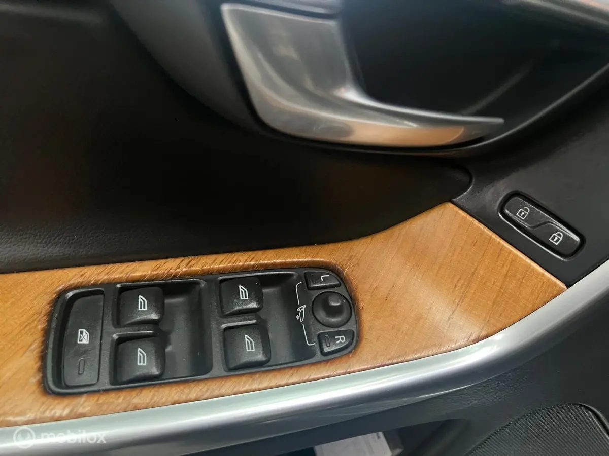 2.0 T5 AWD Momentum Leder-Panoramadak-Trekhaak