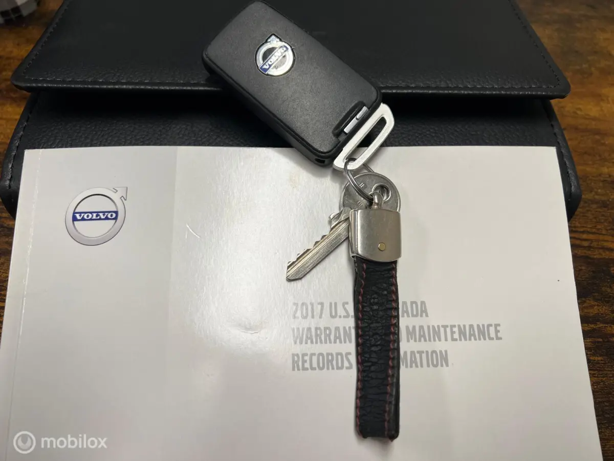 2.0 T5 AWD Momentum Leder-Panoramadak-Trekhaak