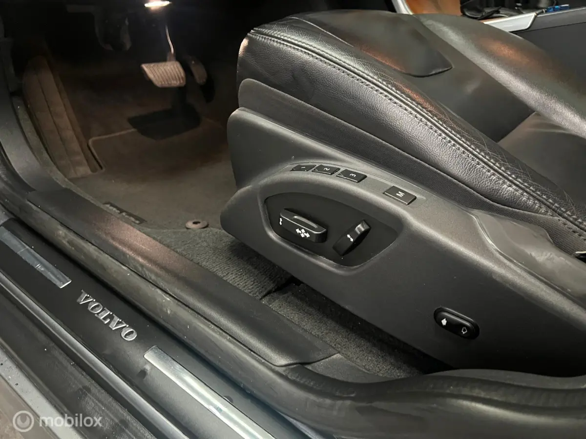 2.0 T5 AWD Momentum Leder-Panoramadak-Trekhaak