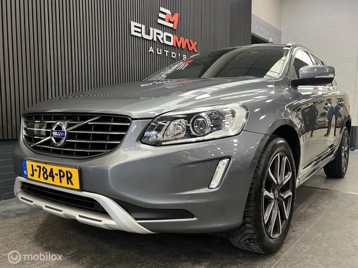 2.0 T5 AWD Momentum Leder-Panoramadak-Trekhaak