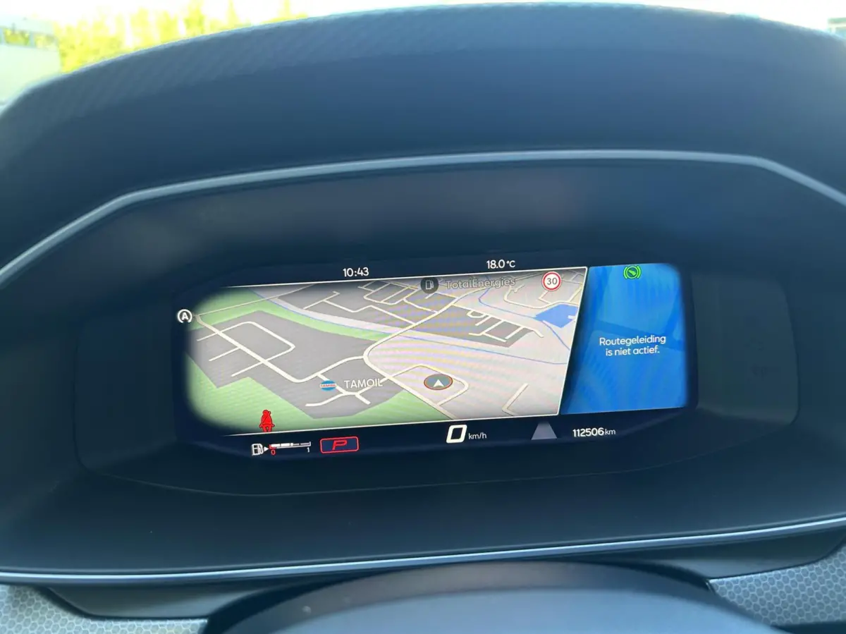 1.0 eTSI AUTOM. Style DIGI DISPLAY I APPLE CARPLAY I NAVI + CAMERA I PDC V+A