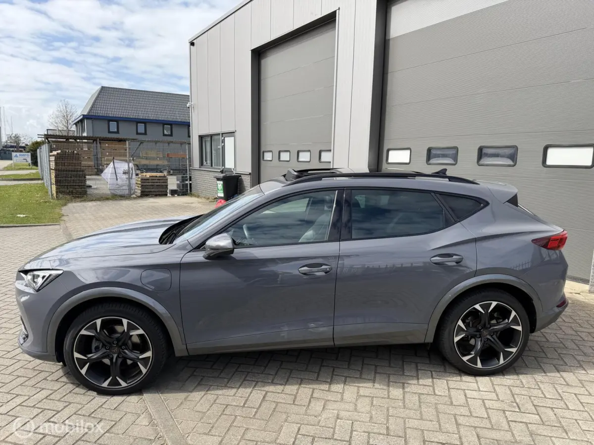 1.4 e-Hybrid Performance | Pano | Carplay |