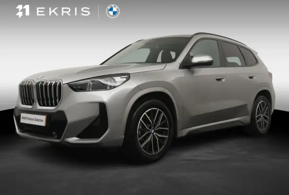 sDrive18i | M sportpakket | Panoramadak |  Trekhaak | Stoelverwarming |