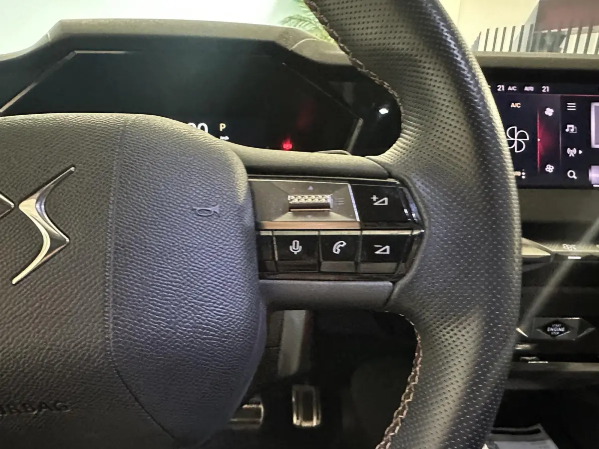 1.2 PureTech Performance Line | Camera | Leder | Climate control | Trekhaak