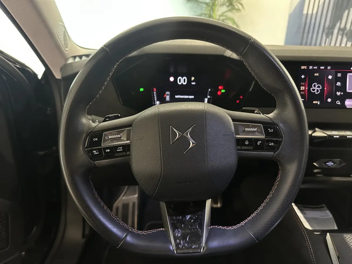 1.2 PureTech Performance Line | Camera | Leder | Climate control | Trekhaak