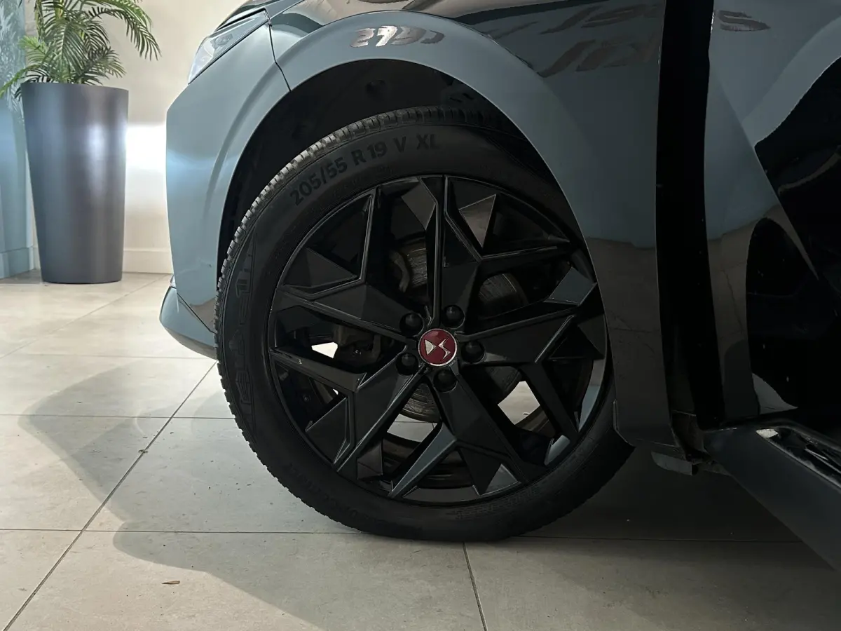 1.2 PureTech Performance Line | Camera | Leder | Climate control | Trekhaak