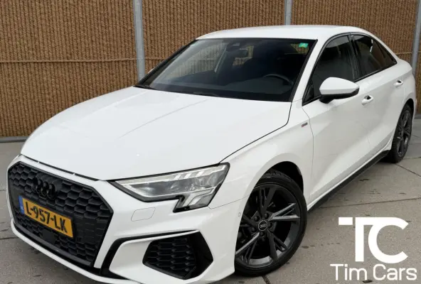 30 TFSI S edition Automaat | Stoelverwarming | Inpakeerhulp | Cruise & climate control | Elektrisch inklapbare spiegels | Digitale cockpit | LED verlichting | DAB ontvangst | Parkeersensoren