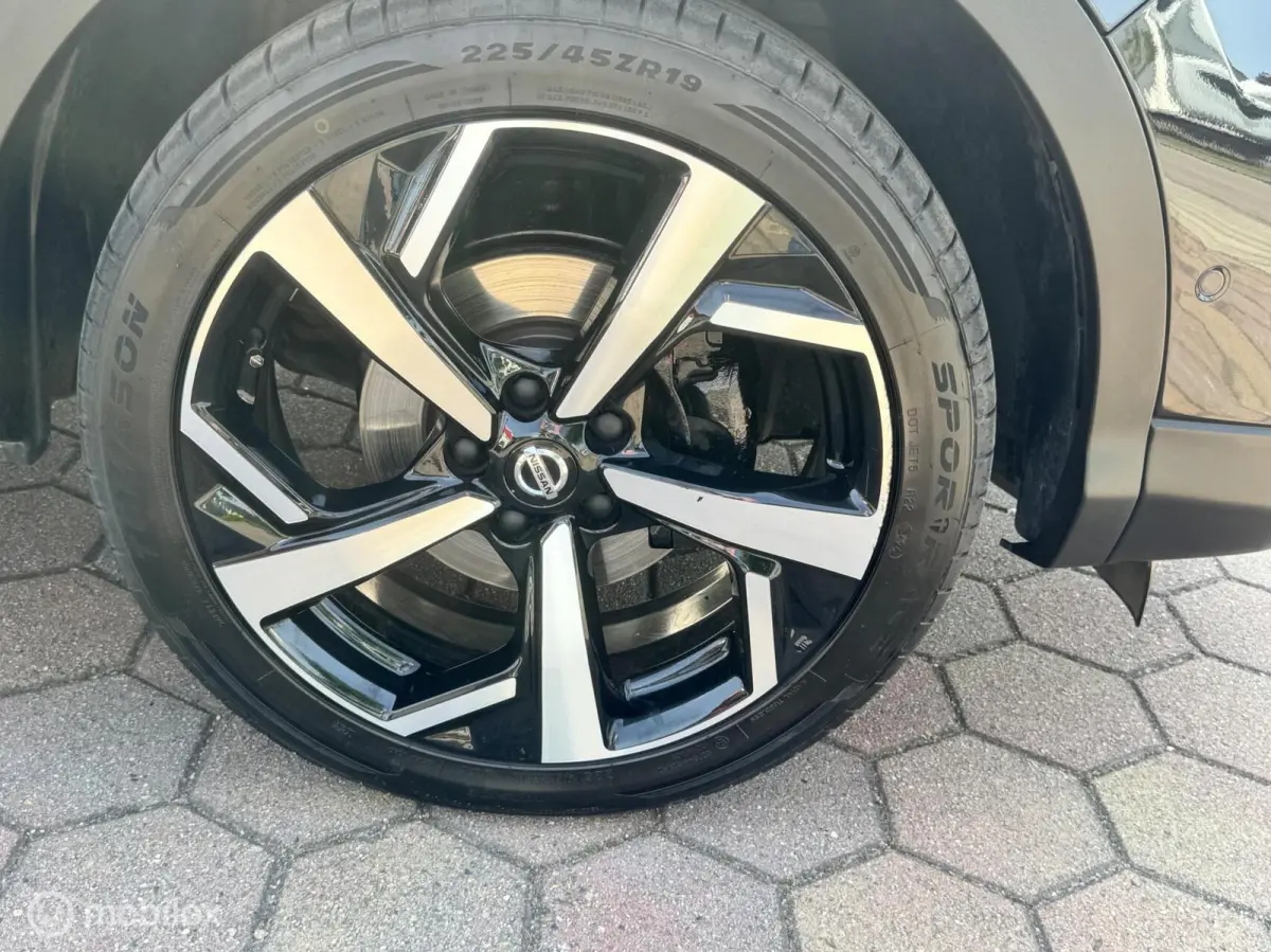 1.2 Tekna + PANODAK LEDER NAVI CAMERA 19 INCH