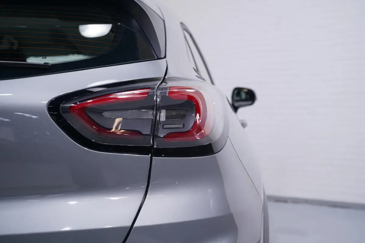 1.0 EcoBoost Titanium NAP 1e Eig. Rijklaar Navi PDC v+a Trekhaak Apple Carplay/Android Camera Rijklaar!