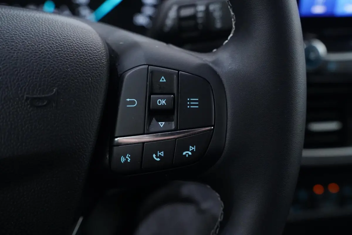 1.0 EcoBoost Titanium NAP 1e Eig. Rijklaar Navi PDC v+a Trekhaak Apple Carplay/Android Camera Rijklaar!