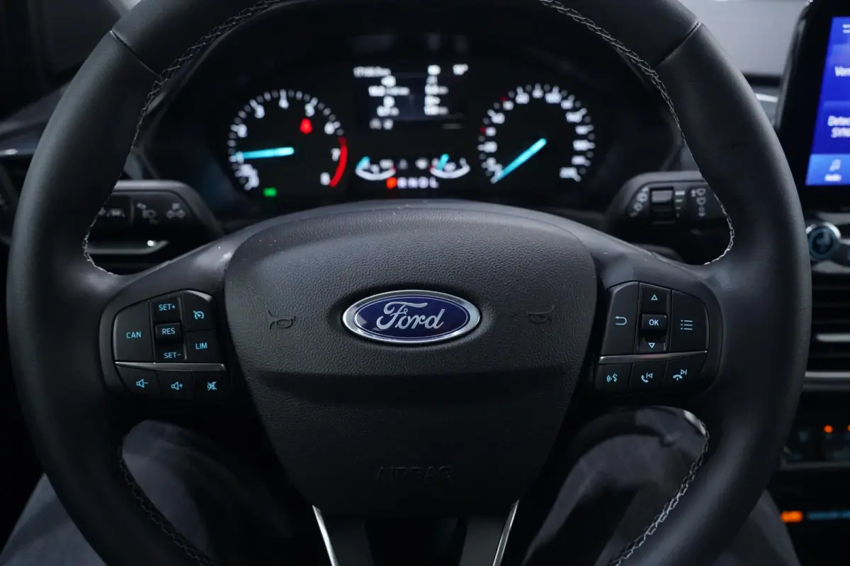 1.0 EcoBoost Titanium NAP 1e Eig. Rijklaar Navi PDC v+a Trekhaak Apple Carplay/Android Camera Rijklaar!