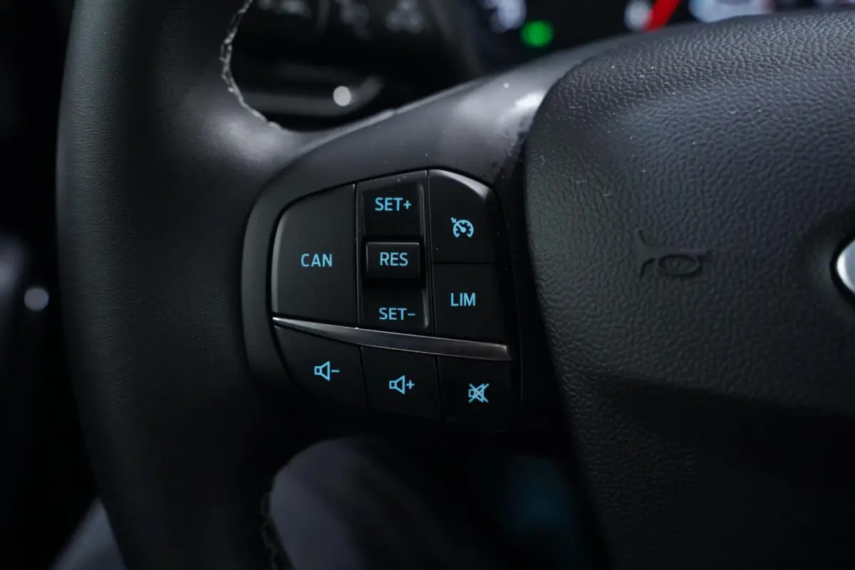 1.0 EcoBoost Titanium NAP 1e Eig. Rijklaar Navi PDC v+a Trekhaak Apple Carplay/Android Camera Rijklaar!