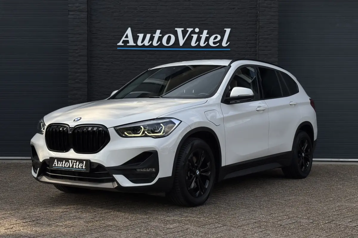 xDrive25e | Elektrische Klep | PDC V + A | LED | Apple Carplay | 35x op voorraad!