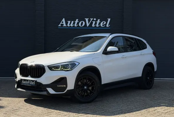 xDrive25e | Elektrische Klep | PDC V + A | LED | Apple Carplay | DAB | 35x op voorraad !