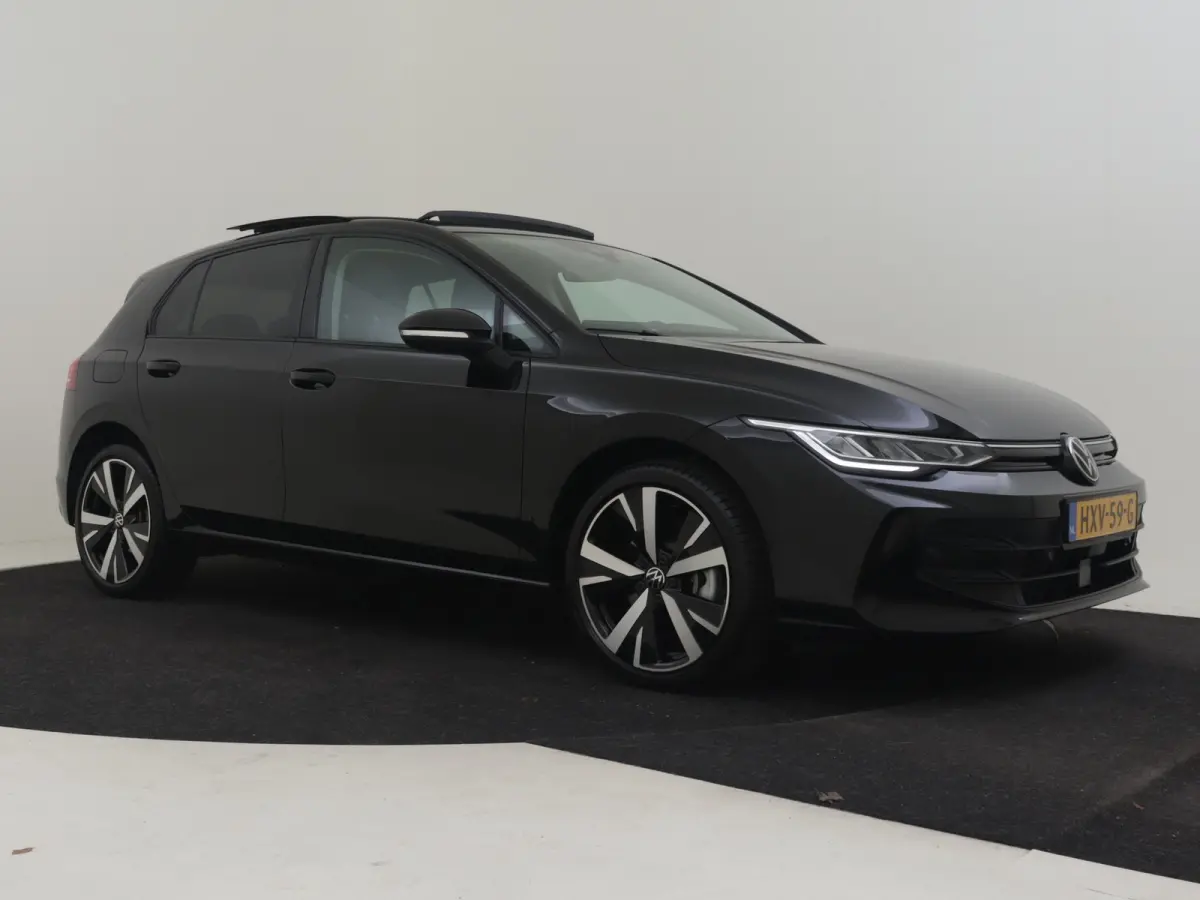 1.5 eHybrid Life Edition 204Pk DSG/AUTO | Panorama-dak | SOH 100% l Achteruitrijcamera | Apple carplay Android auto | DAB | Parkeer  assistent |18"LMV