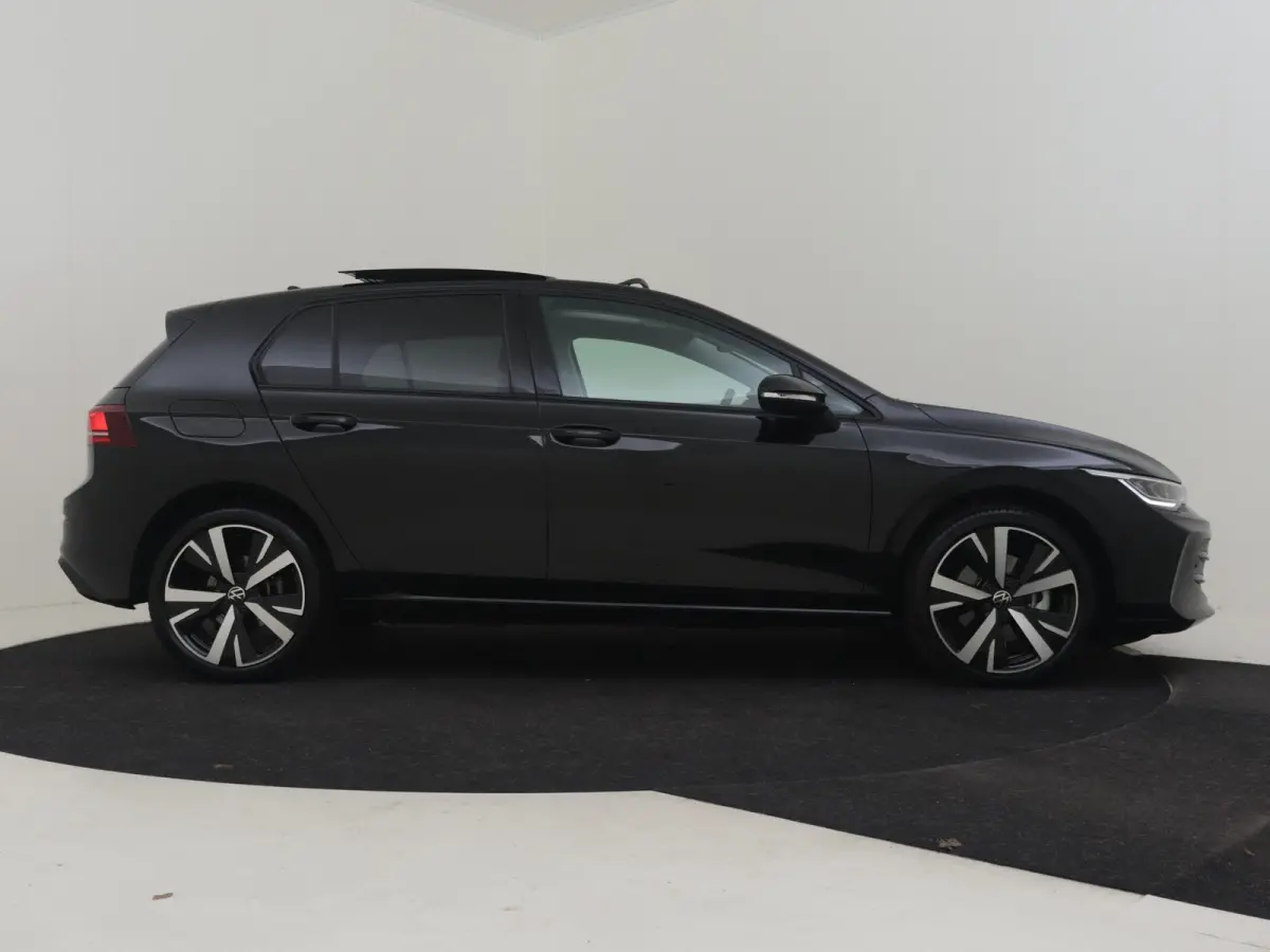 1.5 eHybrid Life Edition 204Pk DSG/AUTO | Panorama-dak | SOH 100% l Achteruitrijcamera | Apple carplay Android auto | DAB | Parkeer  assistent |18"LMV