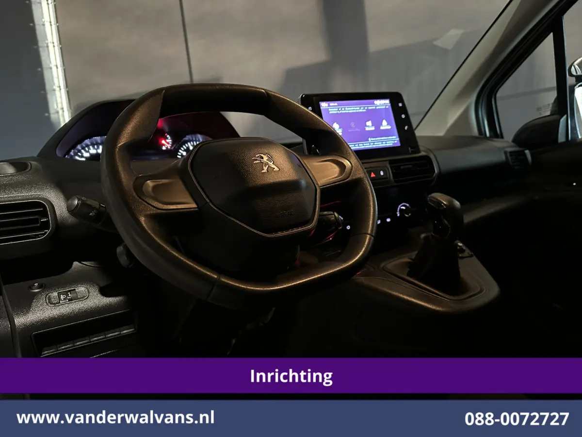 1.5 BlueHDI 102pk L1H1 inrichting Omvormer Euro6 Airco | Trekhaak | Apple Carplay | Cruisecontrol Android auto, Dakdragers, parkeersensoren,