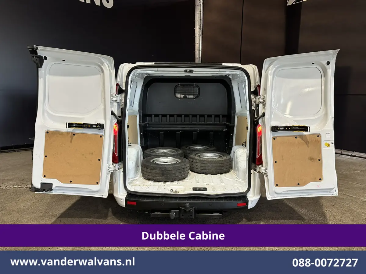 2.0 TDCI 131pk L2H1 Dubbele Cabine Euro6 Airco | 5-Zits | Camera | LED | 2800kg Trekhaak | Apple Carplay Cruisecontrol, Android Auto, Stoelverwarming, Verwarmde Voorruit, Parkeersensoren