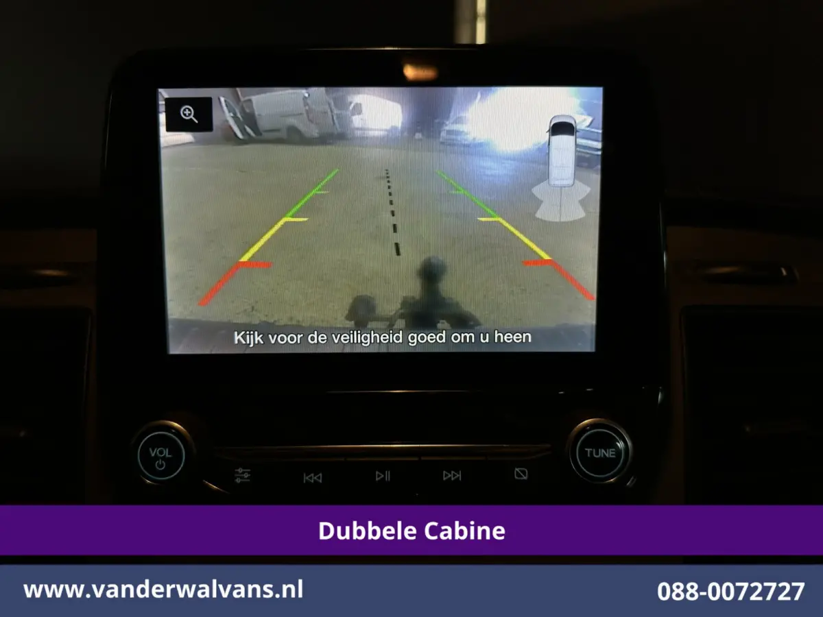 2.0 TDCI 131pk L2H1 Dubbele Cabine Euro6 Airco | 5-Zits | Camera | LED | 2800kg Trekhaak | Apple Carplay Cruisecontrol, Android Auto, Stoelverwarming, Verwarmde Voorruit, Parkeersensoren