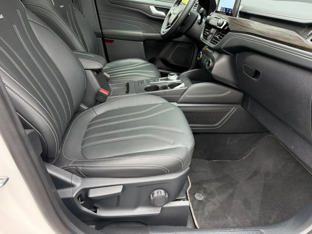 2.5 FHEV 190pk Vignale Panorama, Camera's, Navi, Winter pack, B&O etc. etvc.