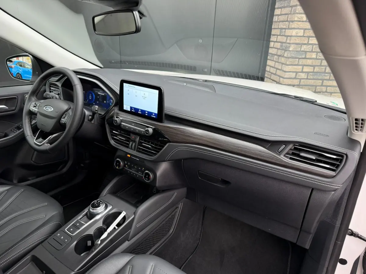 2.5 FHEV 190pk Vignale Panorama, Camera's, Navi, Winter pack, B&O etc. etvc.