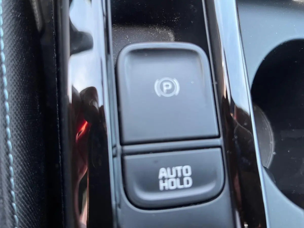 1.0 T-GDi Design Edition | Elektrische achterklep | Keyless entry | Privacy glass