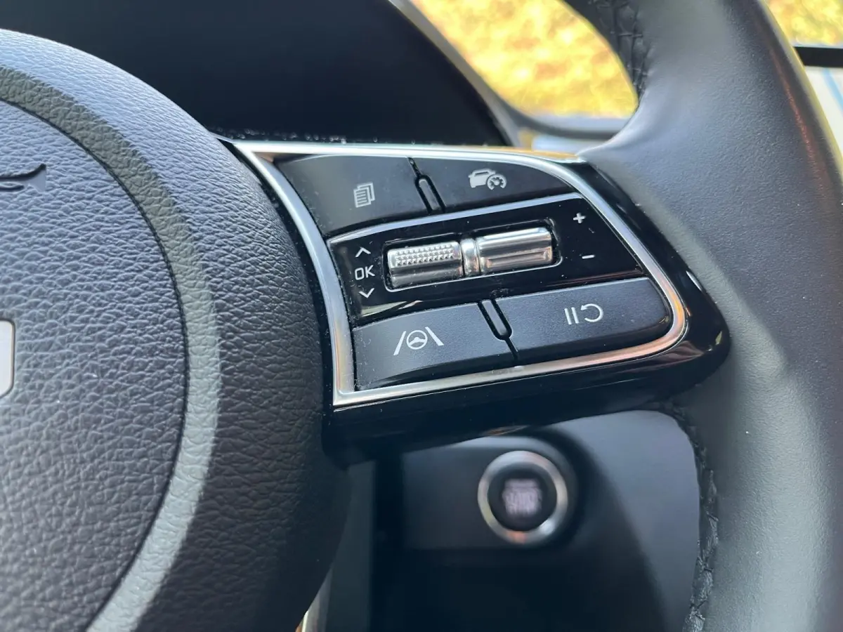 1.0 T-GDi Design Edition | Elektrische achterklep | Keyless entry | Privacy glass