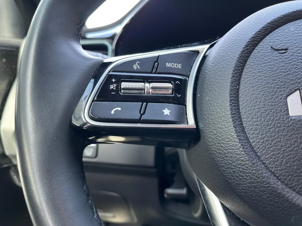 1.0 T-GDi Design Edition | Elektrische achterklep | Keyless entry | Privacy glass