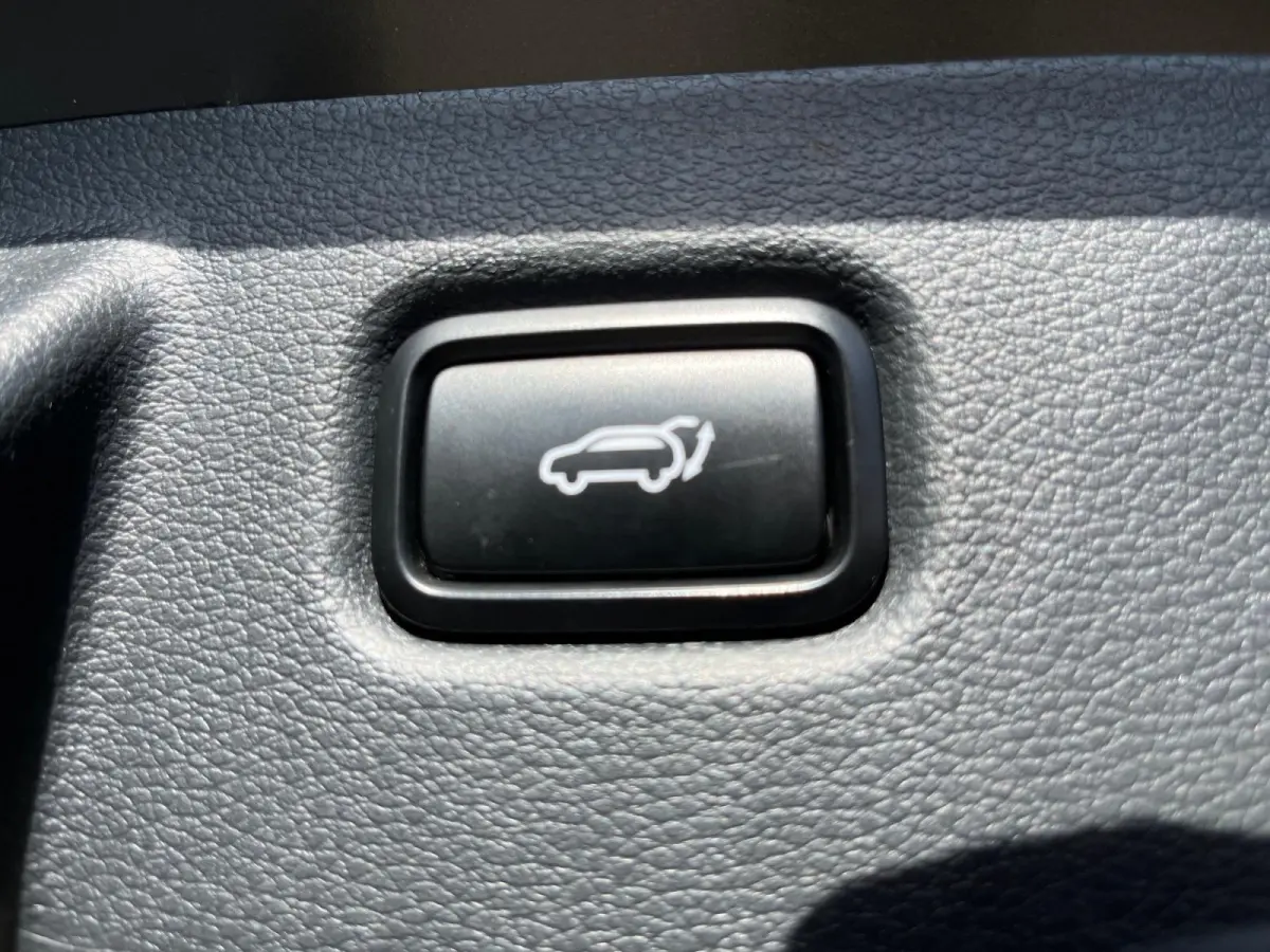 1.0 T-GDi Design Edition | Elektrische achterklep | Keyless entry | Privacy glass