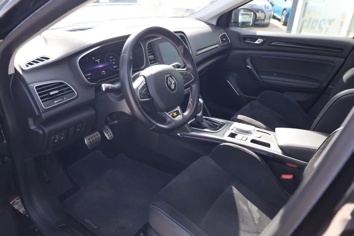 Estate 1.6 Plug-In Hybrid 160 R.S. Line||Automaat|Camera|Digi dash|Pano|
