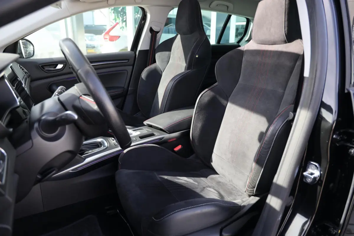 Estate 1.6 Plug-In Hybrid 160 R.S. Line||Automaat|Camera|Digi dash|Pano|